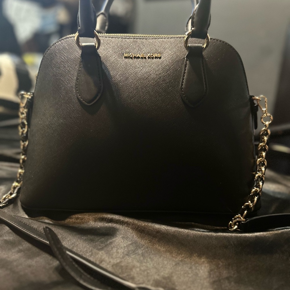 Micheal Kors Veronica Satchel leather bag